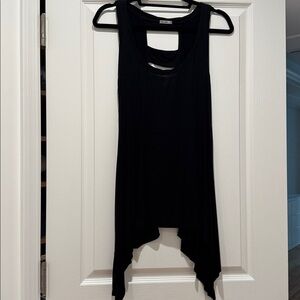 Black Sleeveless Top